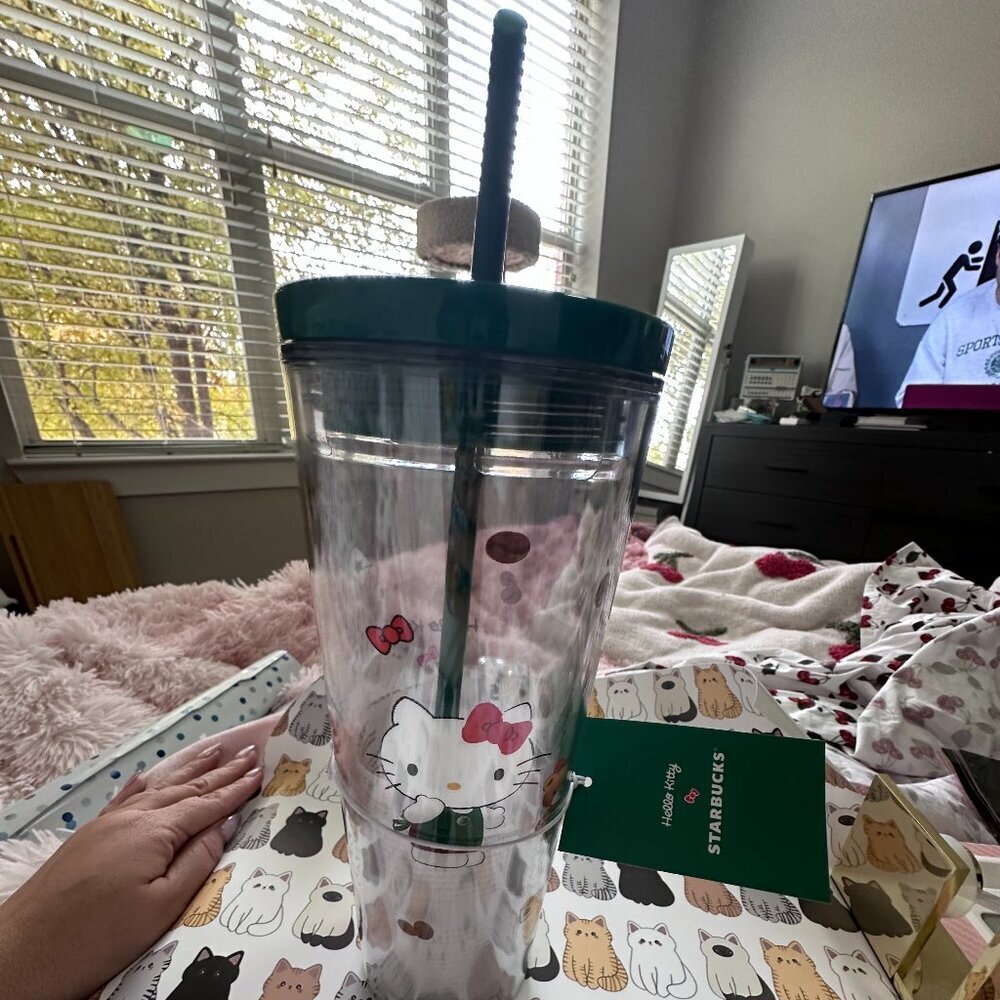 Starbucks x HelloKitty 2025 Tumbler